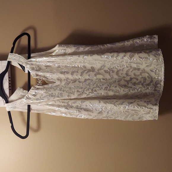 Women's White House Black Market top - Picture 1 of 9